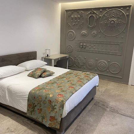 Il Cavaliere Bed And Breakfast Caserta Exterior foto